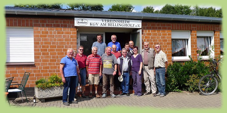 Radtour - Gruppenfoto mit den Gastgebern des Klgv. Am Bellingholz